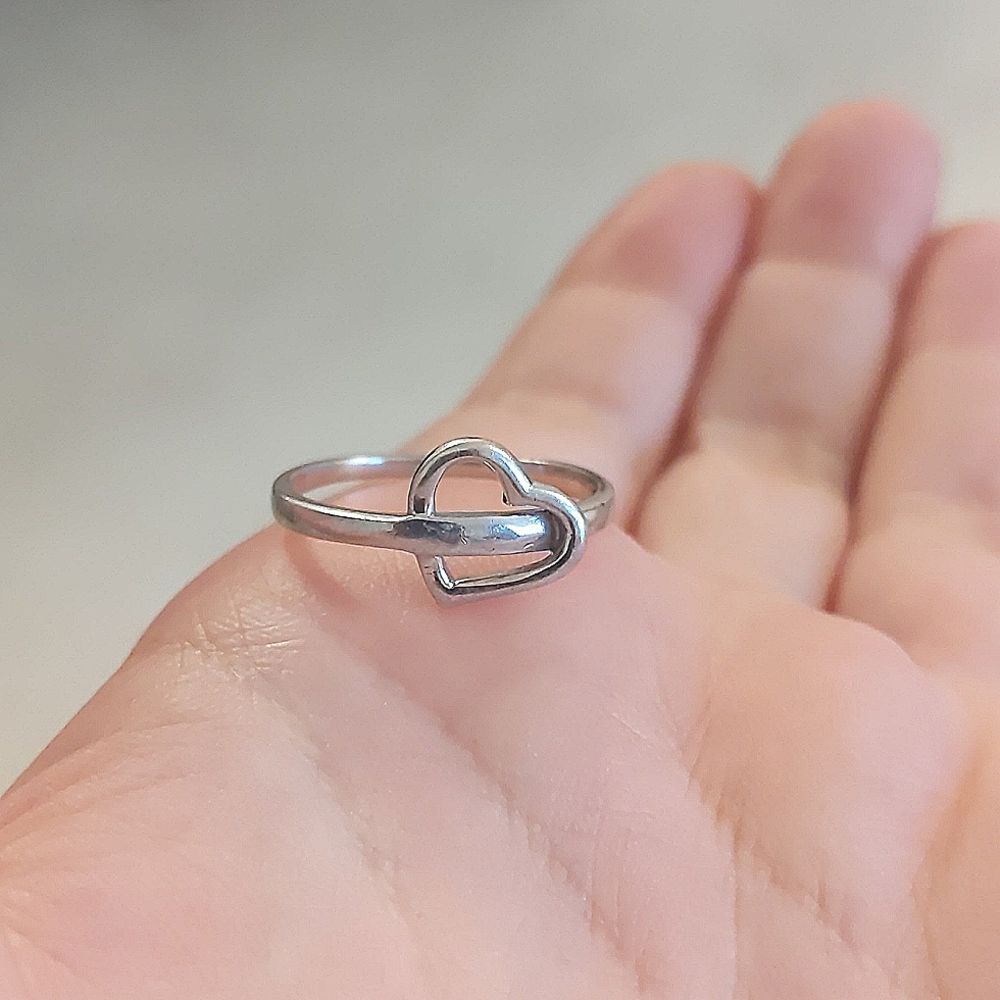 925 sterling silver heart ring